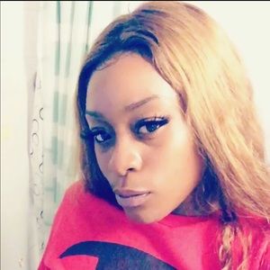 Meet your Posher, Jamila